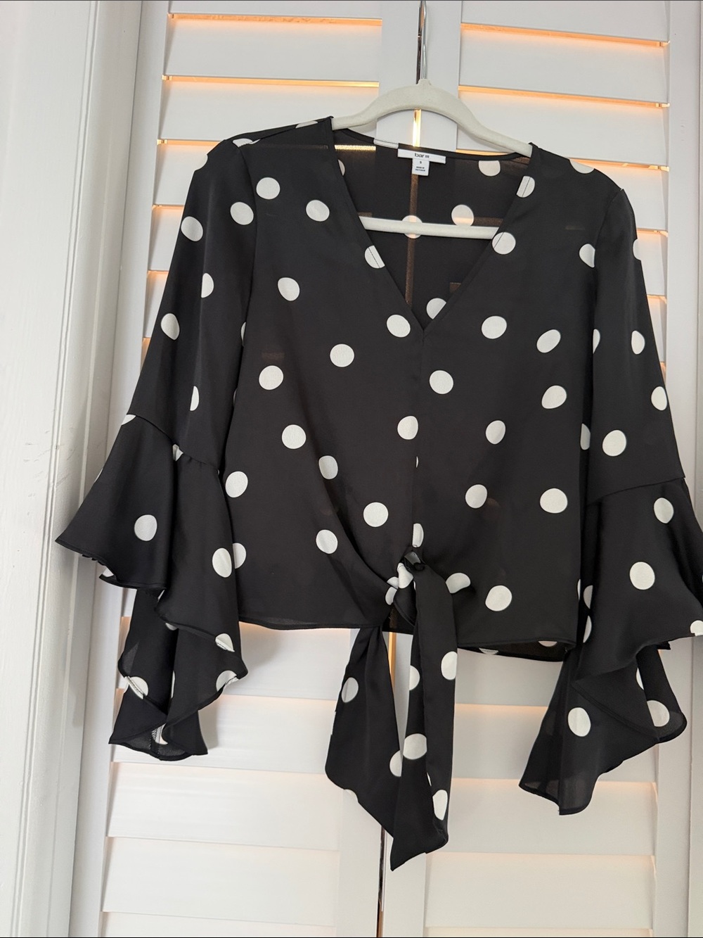 Polka Dot Tie-Front Ruffle Sleeve Blouse - Black/White